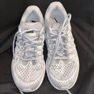 Nike Women's Vomero II